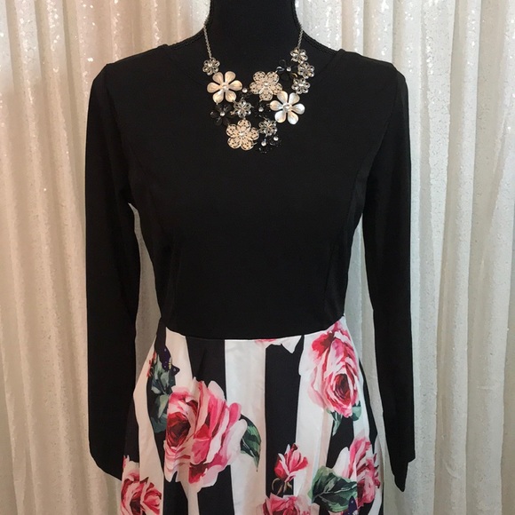 Vintage Floral Print Belted 1950s Dress - Picture 3 of 8